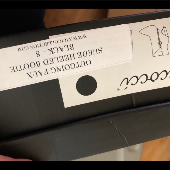 NIB FAUX SUEDE BOOTIE VICI COLLECTION 💕SIZE 8M - Picture 6 of 6